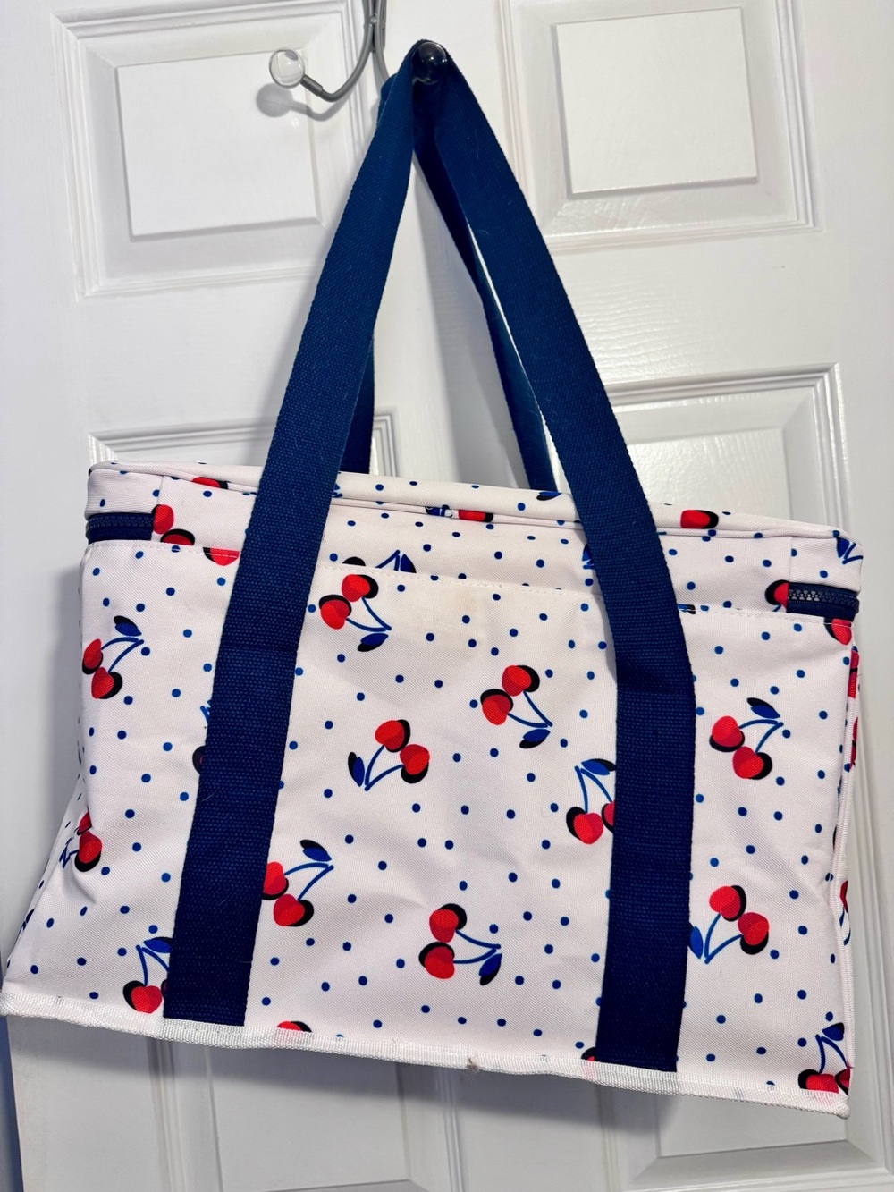 Kate Spade Vintage Cherry Dot Cooler Bag - Picture 7 of 12